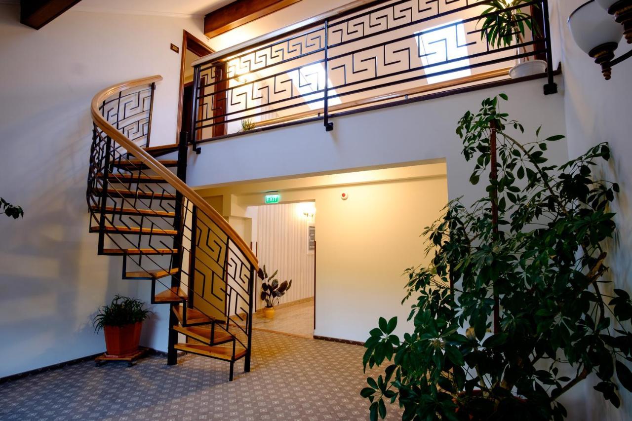 Hotel Poezia Luna Exterior photo