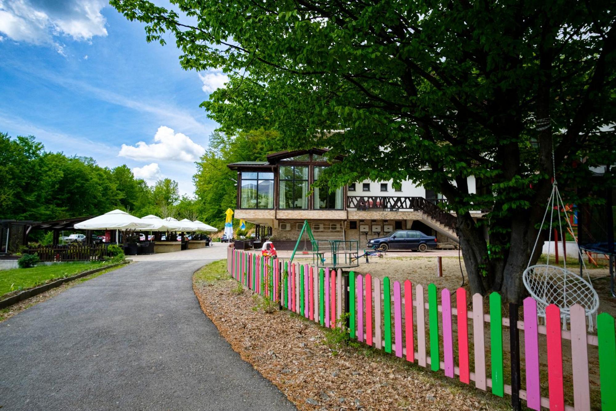 Hotel Poezia Luna Exterior photo